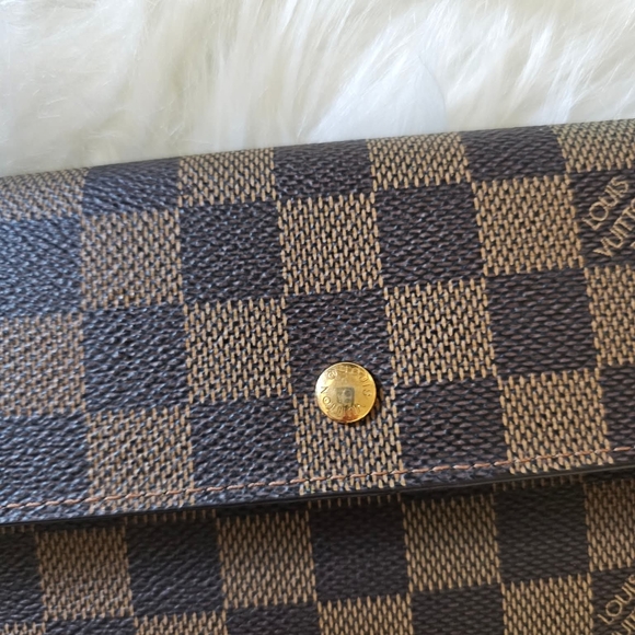 Louis Vuitton Damier Ebene Brown Wallet - Picture 4 of 9